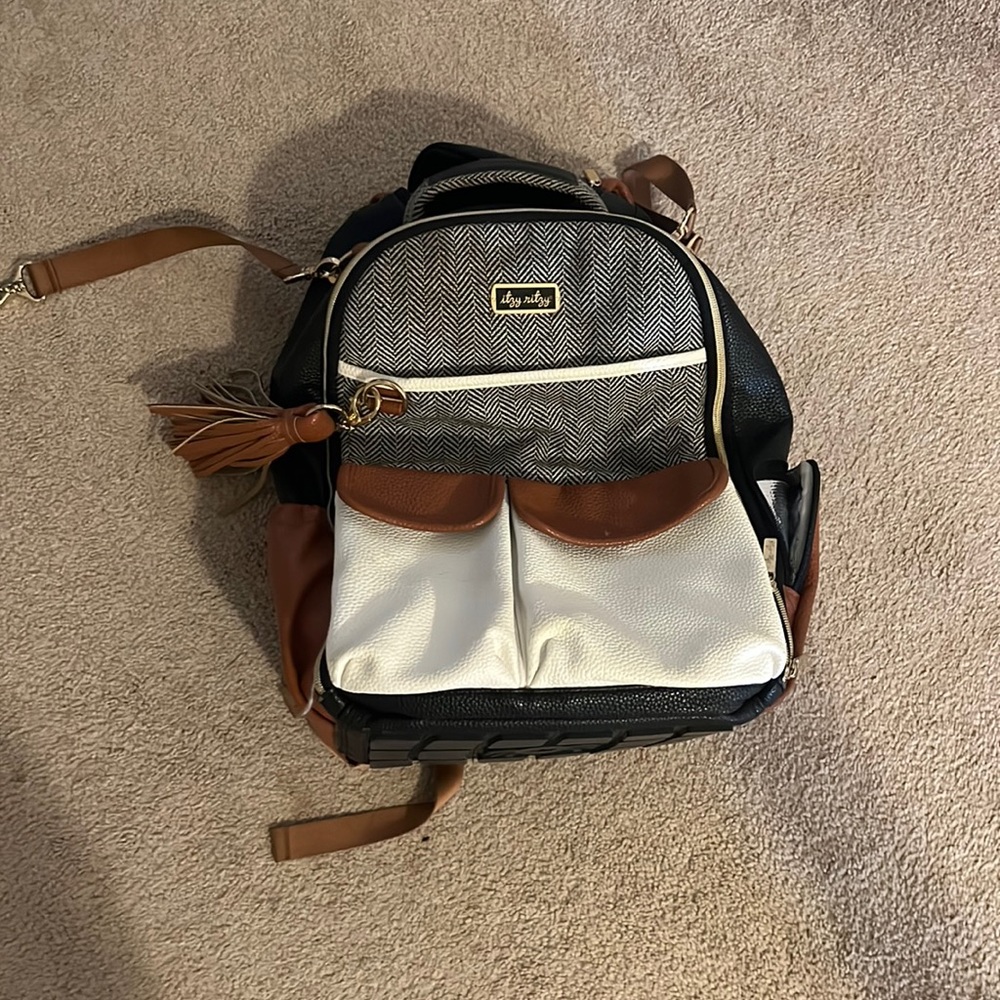 itzy ritzy boss plus diaper bag-GOOD USED CONDITiON